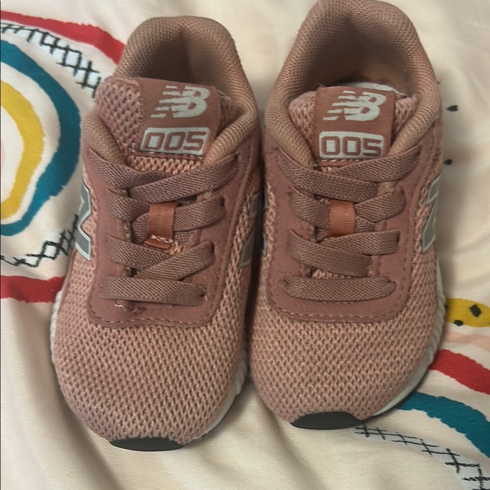 New Balance Pink Sneakers Sporty Mesh Design